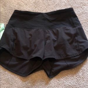 Lululemon speed up shorts